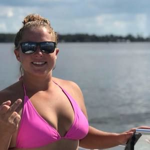 Meet your Posher, Alyssa